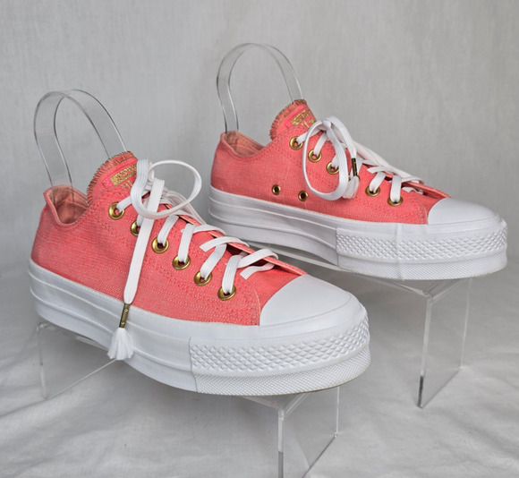 Converse Shoes - Converse Chuck Taylor All Star Lift Ox Sneakers Women's 8 Coral & White Lace Up